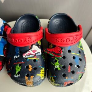 Toddler crocs with Jordan charms